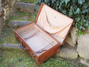 Valigia vintage in cuoio  - Asta Dimore fiorentine - Associazione Nazionale - Case d'Asta italiane