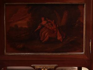 Vetrinetta per collezioni in noce  - Asta Dimore fiorentine - Associazione Nazionale - Case d'Asta italiane