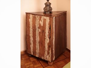 Angoliera bassa in noce  - Asta Dimore fiorentine - Associazione Nazionale - Case d'Asta italiane