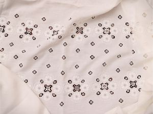 Due tovaglie in lino  - Asta Dimore fiorentine - Associazione Nazionale - Case d'Asta italiane