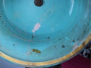 Grande alzata centrotavola in terracotta smaltata  - Asta Dimore fiorentine - Associazione Nazionale - Case d'Asta italiane