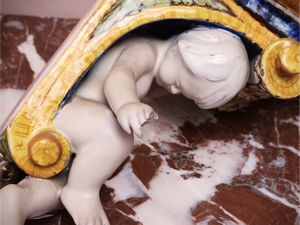 Mensola in terracotta invetriata, Cantagalli  - Asta Dimore fiorentine - Associazione Nazionale - Case d'Asta italiane