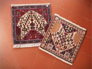 Due piccoli tappeti Bukara di vecchia manifattura  - Asta Dimore fiorentine - Associazione Nazionale - Case d'Asta italiane