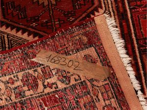 Galleria caucasica di vecchia manifattura  - Asta Dimore fiorentine - Associazione Nazionale - Case d'Asta italiane