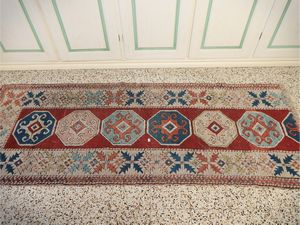 Coppia di tappeti galleria caucasici  - Asta Dimore fiorentine - Associazione Nazionale - Case d'Asta italiane