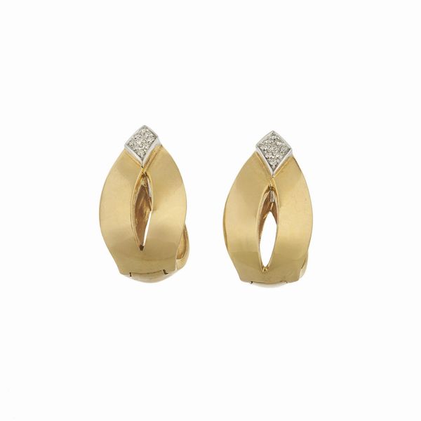 PAIO DI ORECCHINI A LOBO  - Asta Gioielli  - Associazione Nazionale - Case d'Asta italiane