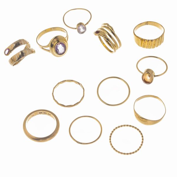 GRUPPO DI ANELLI  - Asta Gioielli  - Associazione Nazionale - Case d'Asta italiane