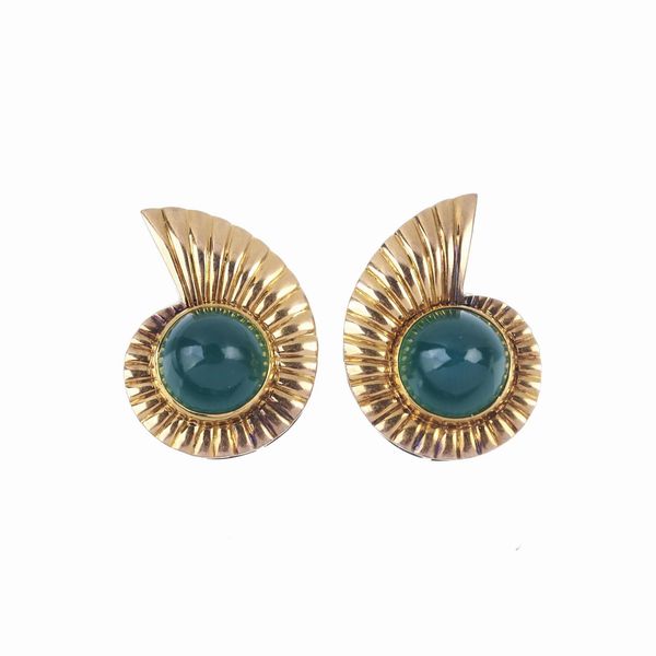 PAIO DI ORECCHINI A CONCHIGLIA  - Asta Gioielli  - Associazione Nazionale - Case d'Asta italiane