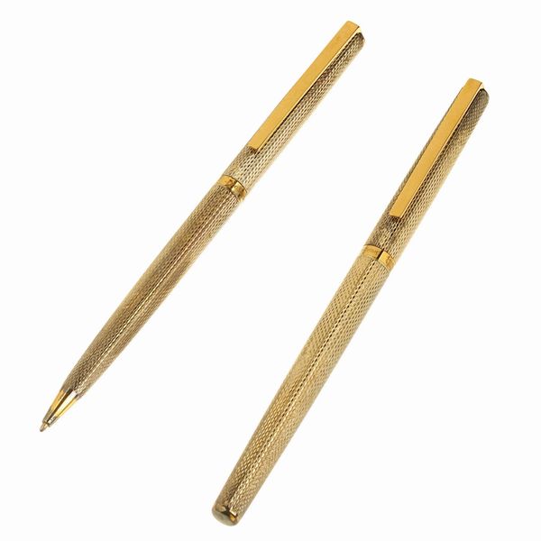 LOTTO DI DUE PARURE DI PENNE IN ARGENTO  - Asta OROLOGI - Associazione Nazionale - Case d'Asta italiane