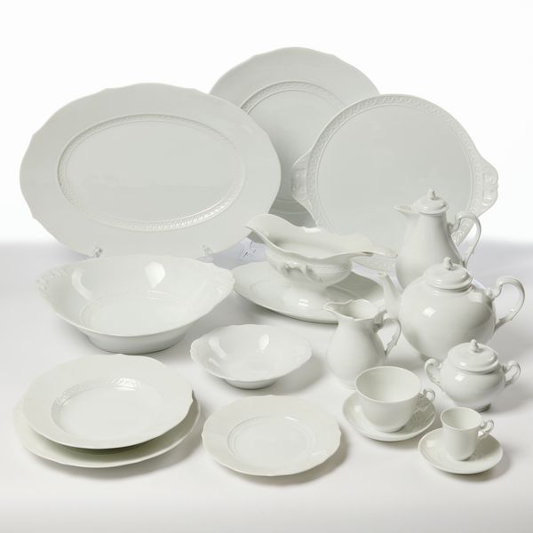 Richard Ginori Museo servizio da tavola in ceramica bianca  - Asta L'Arte della Tavola - Associazione Nazionale - Case d'Asta italiane