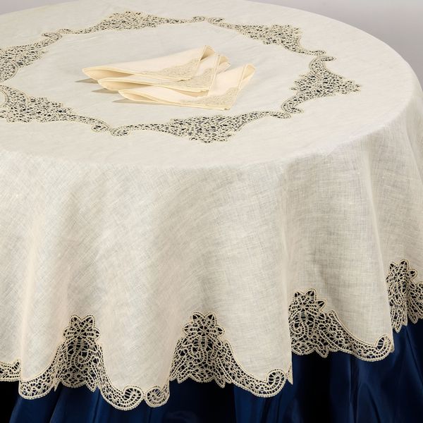 Importante tovaglia con otto tovaglioli in lino cru  - Asta L'Arte della Tavola - Associazione Nazionale - Case d'Asta italiane