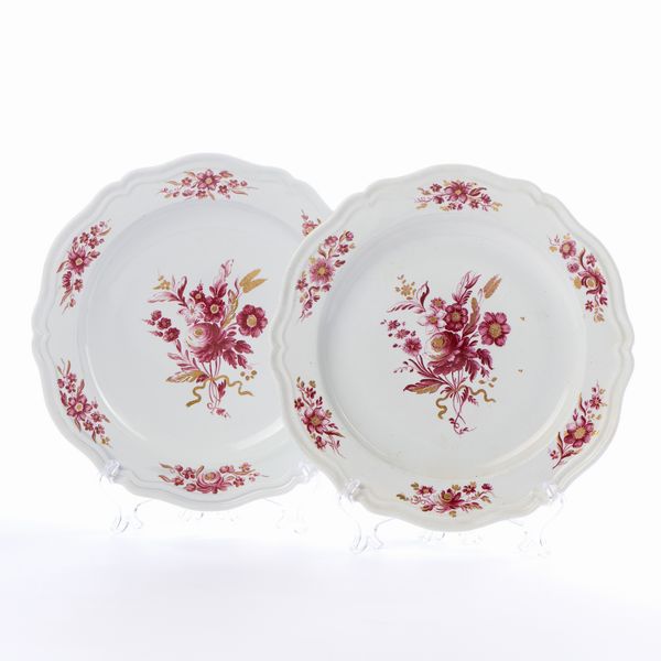 Ginori coppia di piatti in porcellana policroma  - Asta L'Arte della Tavola - Associazione Nazionale - Case d'Asta italiane