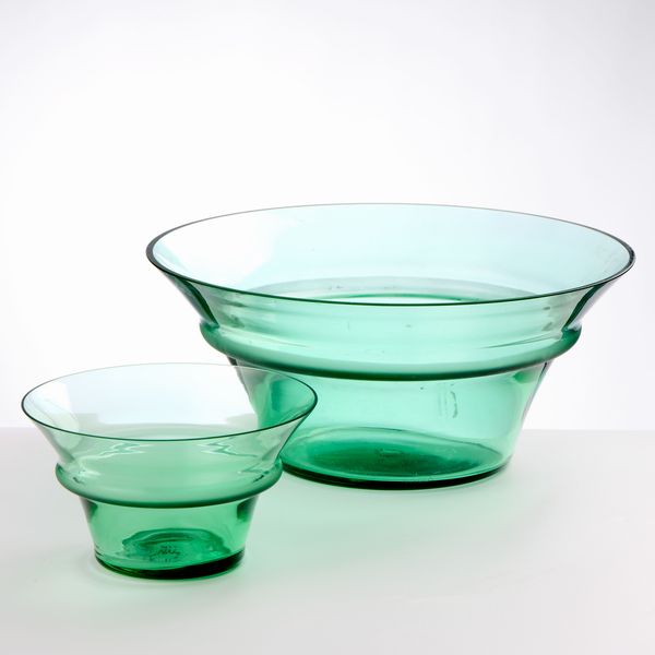 Nason e C. una ciotola e sei coppette in vetro di Murano verde chiaro  - Asta L'Arte della Tavola - Associazione Nazionale - Case d'Asta italiane