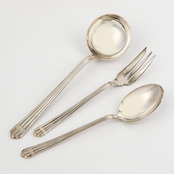 Christofle tre posate da portata  - Asta L'Arte della Tavola - Associazione Nazionale - Case d'Asta italiane