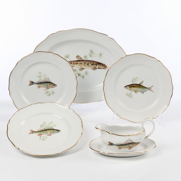 Richard Ginori Pesci servizio da tavola in porcellana  - Asta L'Arte della Tavola - Associazione Nazionale - Case d'Asta italiane