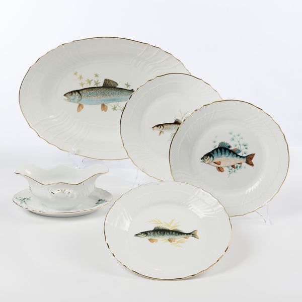 Richard Ginori Pesci servizio da tavola in porcellana  - Asta L'Arte della Tavola - Associazione Nazionale - Case d'Asta italiane