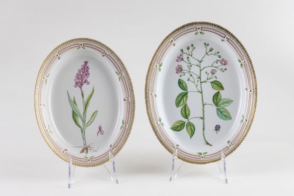 Royal Copenhagen Flora Danica prestigioso servizio da tavola in porcellana policroma e dorata  - Asta L'Arte della Tavola - Associazione Nazionale - Case d'Asta italiane