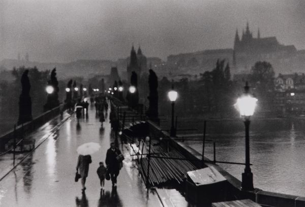 Willy Ronis : Les habits noirs de Willy Ronis  - Asta Fotografia - Associazione Nazionale - Case d'Asta italiane