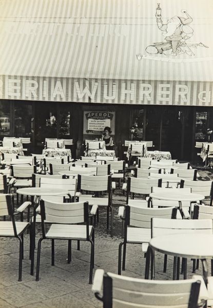 Ferdinando Scianna : Firenze: l'ora dell'aperitivo  - Asta Fotografia - Associazione Nazionale - Case d'Asta italiane