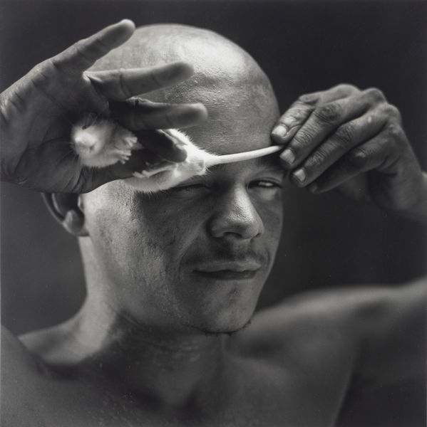 Mario Cravo Neto : Tinho ws Rat  - Asta Fotografia - Associazione Nazionale - Case d'Asta italiane