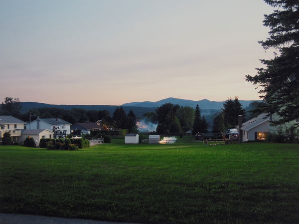 Gregory  Crewdson : Production Still (Brightway #2)  - Asta Fotografia - Associazione Nazionale - Case d'Asta italiane