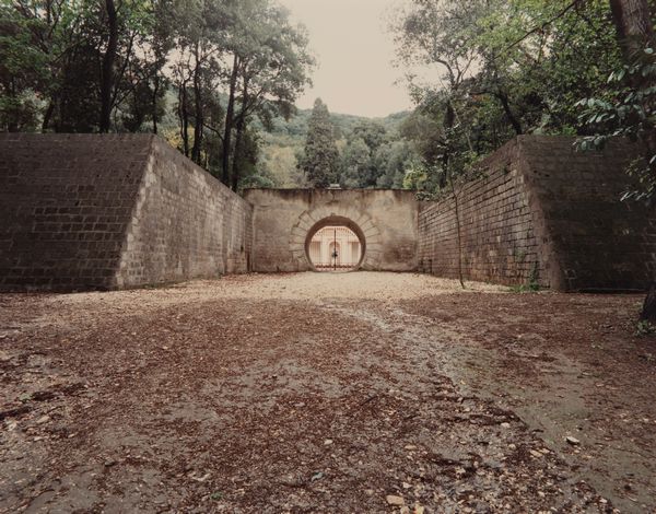 Luigi Ghirri : Caserta da Un piede nell'Eden  - Asta Fotografia - Associazione Nazionale - Case d'Asta italiane