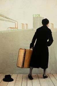 Paolo Ventura : The man in the suitcase #2  - Asta Fotografia - Associazione Nazionale - Case d'Asta italiane