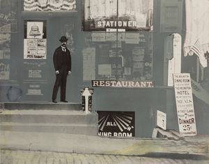 Roger Welch : Senza titolo  - Asta Fotografia - Associazione Nazionale - Case d'Asta italiane