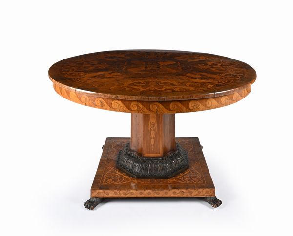 Tavolo tondo in ciliegio d'epoca Carlo X, Italia centrale, 1830 ca.  - Asta Collezioni Private - Mobili, Oggetti d'Arte e Dipinti Antichi e del XIX Secolo - Associazione Nazionale - Case d'Asta italiane