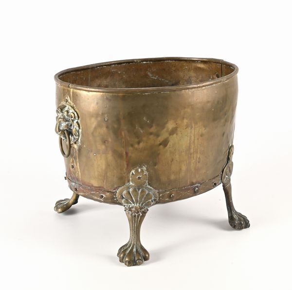 Braciere in rame, XIX secolo  - Asta Collezioni Private - Mobili, Oggetti d'Arte e Dipinti Antichi e del XIX Secolo - Associazione Nazionale - Case d'Asta italiane