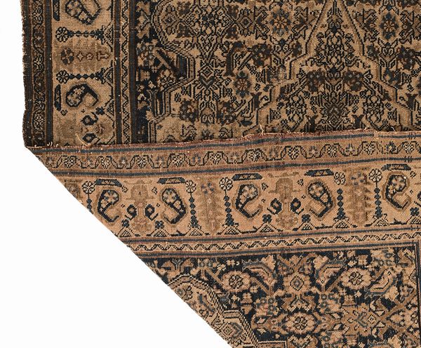 Tappeto Malayer, Persia, Fine XIX - Inizio XX secolo  - Asta Collezioni Private - Mobili, Oggetti d'Arte e Dipinti Antichi e del XIX Secolo - Associazione Nazionale - Case d'Asta italiane