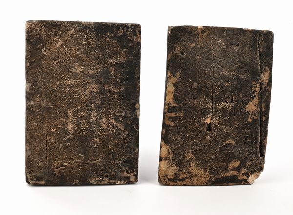 Coppia di formelle in terracotta policroma e invetriata, Persia, XVIII/XIX secolo  - Asta Collezioni Private - Mobili, Oggetti d'Arte e Dipinti Antichi e del XIX Secolo - Associazione Nazionale - Case d'Asta italiane