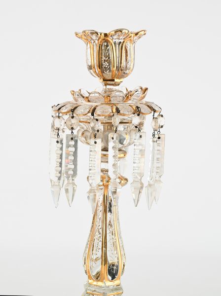 Coppia di girandoles in vetro con decorazioni dipinte in oro, Irlanda, XIX secolo  - Asta Collezioni Private - Mobili, Oggetti d'Arte e Dipinti Antichi e del XIX Secolo - Associazione Nazionale - Case d'Asta italiane