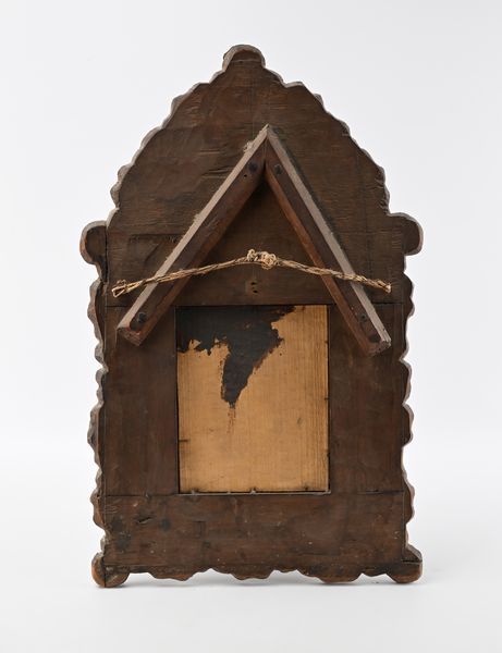 Piccola specchiera in legno e lamina di metallo argentato sbalzato, Olanda, XVIII secolo  - Asta Collezioni Private - Mobili, Oggetti d'Arte e Dipinti Antichi e del XIX Secolo - Associazione Nazionale - Case d'Asta italiane