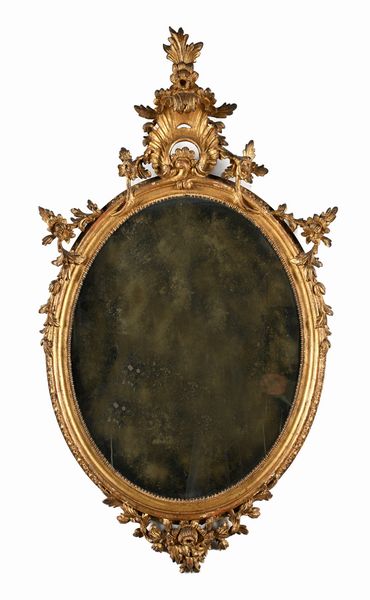 Specchiera ovale in legno dorato, Napoli XVIII secolo  - Asta Collezioni Private - Mobili, Oggetti d'Arte e Dipinti Antichi e del XIX Secolo - Associazione Nazionale - Case d'Asta italiane