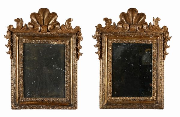 Coppia di specchiere in legno dorato, Roma, XVIII secolo  - Asta Collezioni Private - Mobili, Oggetti d'Arte e Dipinti Antichi e del XIX Secolo - Associazione Nazionale - Case d'Asta italiane