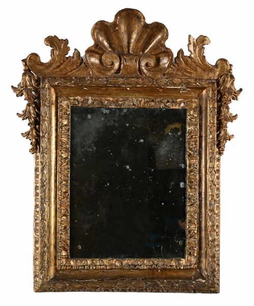 Coppia di specchiere in legno dorato, Roma, XVIII secolo  - Asta Collezioni Private - Mobili, Oggetti d'Arte e Dipinti Antichi e del XIX Secolo - Associazione Nazionale - Case d'Asta italiane