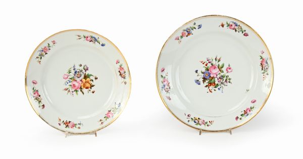 Servizio in porcellana policroma Vieux Paris, fine del XIX secolo  - Asta Collezioni Private - Mobili, Oggetti d'Arte e Dipinti Antichi e del XIX Secolo - Associazione Nazionale - Case d'Asta italiane