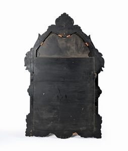 Grande specchiera veneziana, inizi del XX secolo  - Asta Collezioni Private - Mobili, Oggetti d'Arte e Dipinti Antichi e del XIX Secolo - Associazione Nazionale - Case d'Asta italiane