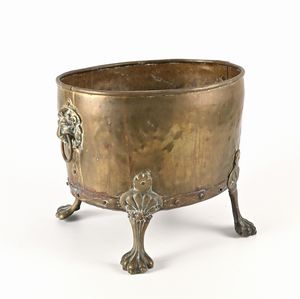 Braciere in rame, XIX secolo  - Asta Collezioni Private - Mobili, Oggetti d'Arte e Dipinti Antichi e del XIX Secolo - Associazione Nazionale - Case d'Asta italiane