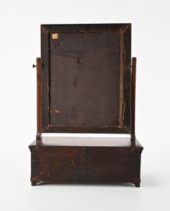 Psiche da tavolo con cassettino, fine del XIX secolo  - Asta Collezioni Private - Mobili, Oggetti d'Arte e Dipinti Antichi e del XIX Secolo - Associazione Nazionale - Case d'Asta italiane