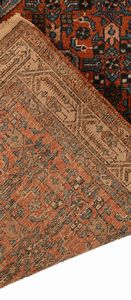 Tappeto Heriz, Persia, XX secolo  - Asta Collezioni Private - Mobili, Oggetti d'Arte e Dipinti Antichi e del XIX Secolo - Associazione Nazionale - Case d'Asta italiane