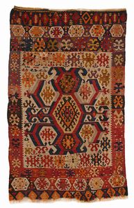 Tappeto Kilim Caucasico, Caucaso, Fine XIX - Inizio XX secolo  - Asta Collezioni Private - Mobili, Oggetti d'Arte e Dipinti Antichi e del XIX Secolo - Associazione Nazionale - Case d'Asta italiane