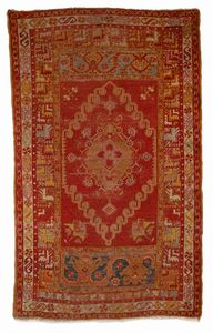 Coppia di piccoli tappeti anatolici, inizi del XX secolo  - Asta Collezioni Private - Mobili, Oggetti d'Arte e Dipinti Antichi e del XIX Secolo - Associazione Nazionale - Case d'Asta italiane