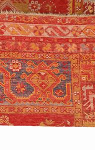 Coppia di piccoli tappeti anatolici, inizi del XX secolo  - Asta Collezioni Private - Mobili, Oggetti d'Arte e Dipinti Antichi e del XIX Secolo - Associazione Nazionale - Case d'Asta italiane