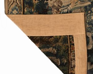 Arazzo fiammingo a verdura con scena di caccia, Fiandre, XVIII secolo  - Asta Collezioni Private - Mobili, Oggetti d'Arte e Dipinti Antichi e del XIX Secolo - Associazione Nazionale - Case d'Asta italiane