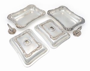 Coppia di portavivande rettangolari in sheffield, Inghilterra, XIX secolo  - Asta Collezioni Private - Mobili, Oggetti d'Arte e Dipinti Antichi e del XIX Secolo - Associazione Nazionale - Case d'Asta italiane