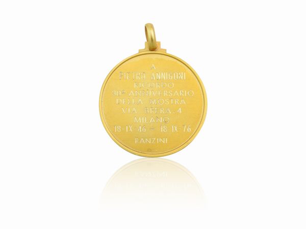 Medaglia in oro giallo Allegoria della Pittura a Pietro Annigoni  - Asta I gioielli di Rosa Segreto Annigoni - Associazione Nazionale - Case d'Asta italiane