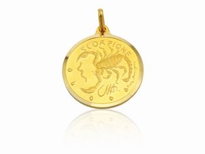 Pietro Annigoni - Medaglia pendente in oro giallo con segno zodiacale dello Scorpione, Anni Settanta