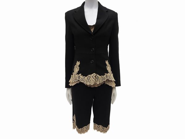 Red Valentino - Tailleur quattro pezzi in lana nera e pizzo beige  - Asta Vintagemania - Associazione Nazionale - Case d'Asta italiane